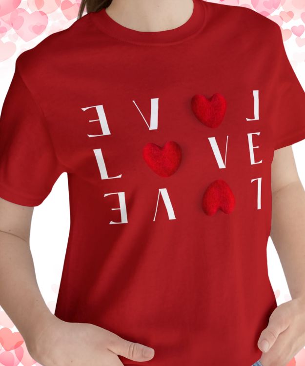 Love Mirror Text Design Unisex T-shirt
